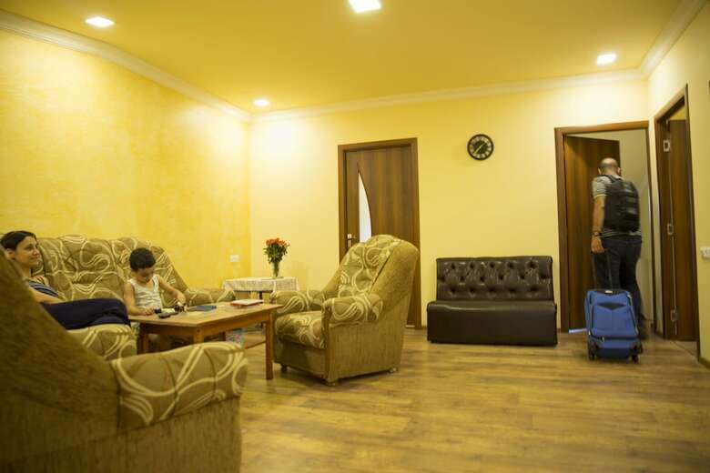 Hostal Your Hostel