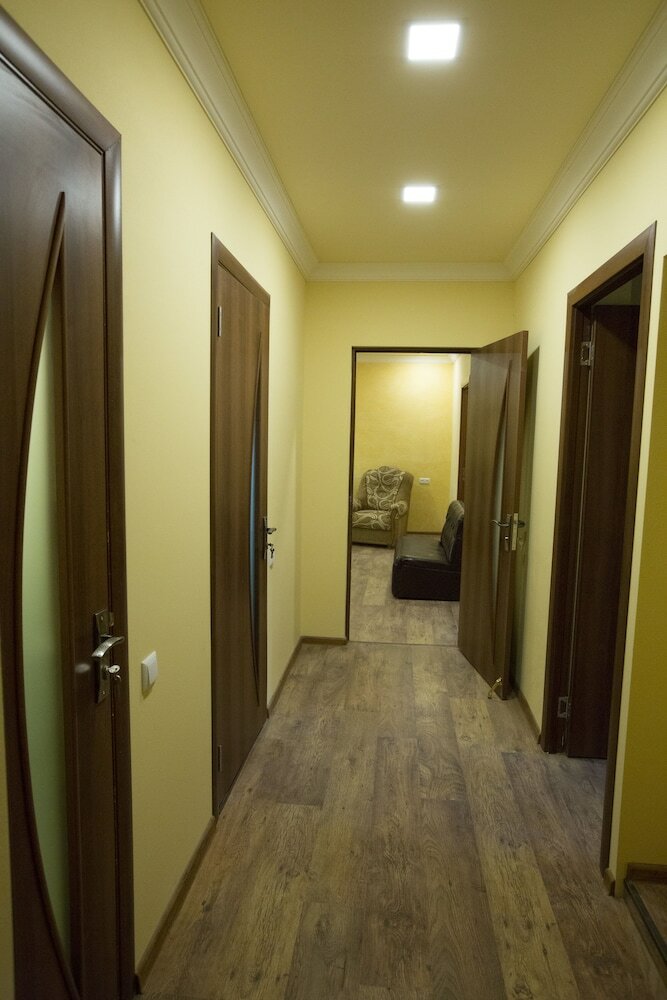 Hostal Your Hostel