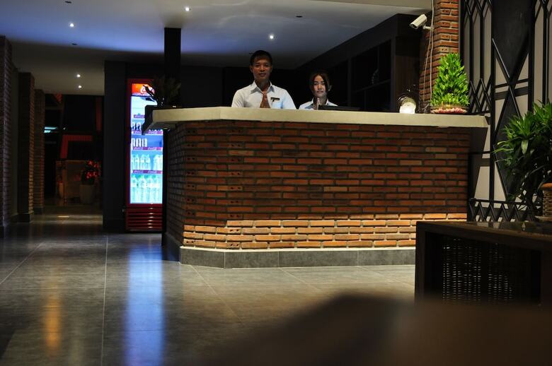 Hostal Feliz Hostel Cafe & Bar