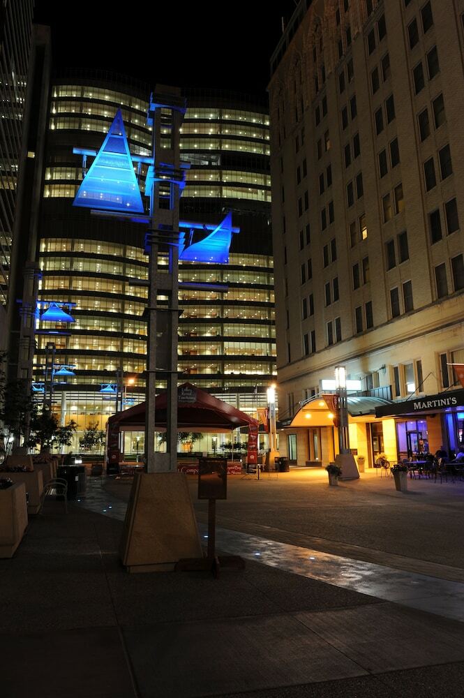 The Towers At Kahler Grand Hotel