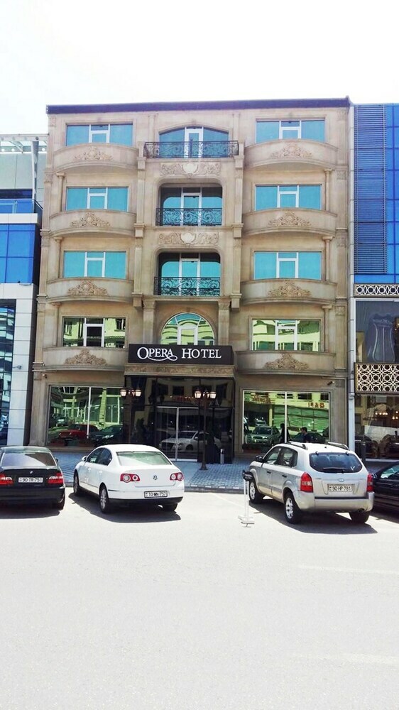 Opera Hotel