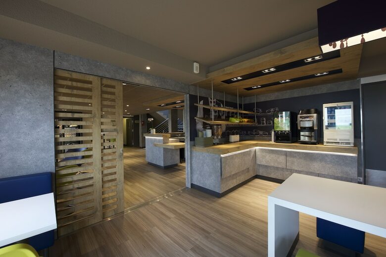 Hotel Ibis Budget Pau Est