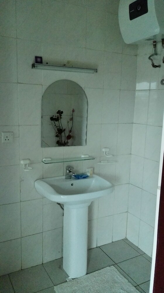 Ultimate Hotel