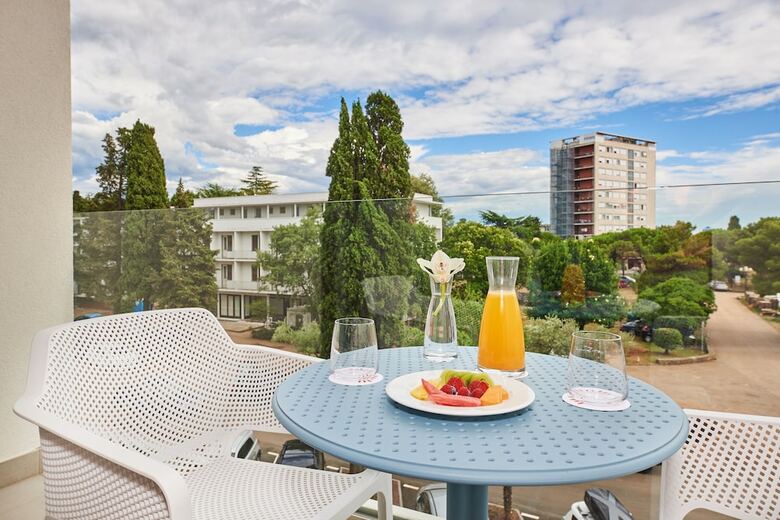 Hotel Sol Sipar For Plava Laguna