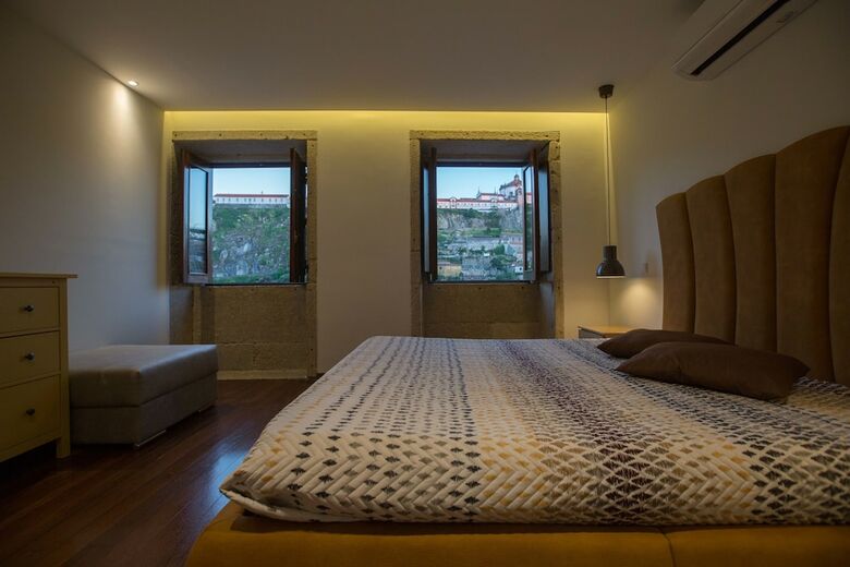 Apartamentos Ribeira Flats Mygod