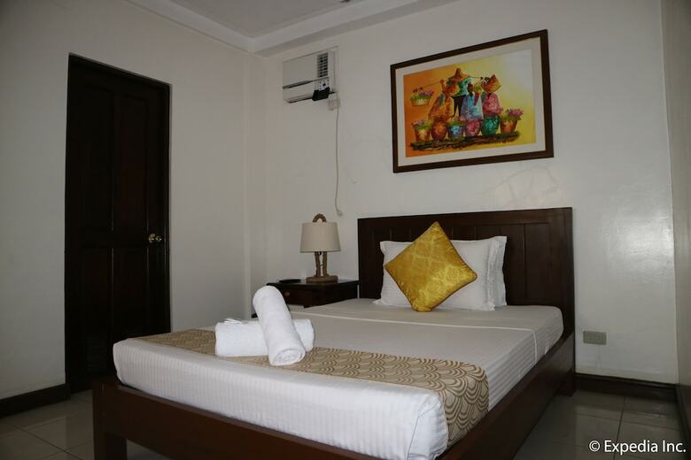 Bed & Breakfast Ronamar Apartelle