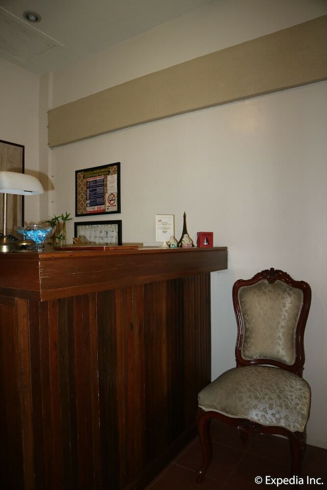 Bed & Breakfast Ronamar Apartelle