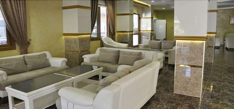 Ugur Hotel