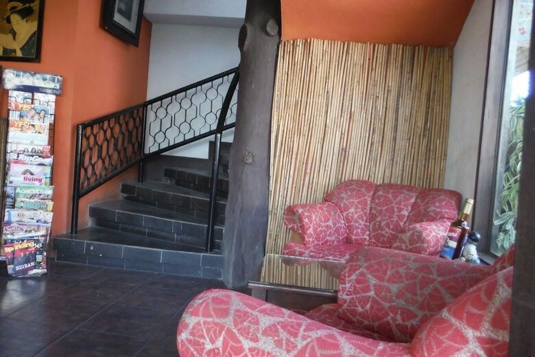 Hotel Antonio's Pension House