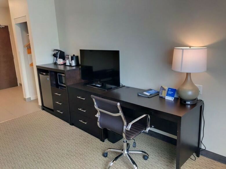 Hotel Comfort Inn & Suites