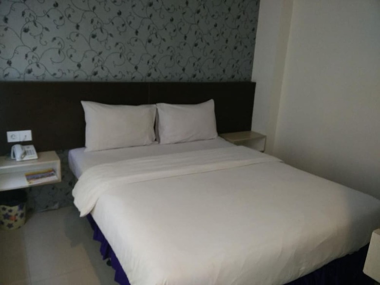 Hotel Atria Inn