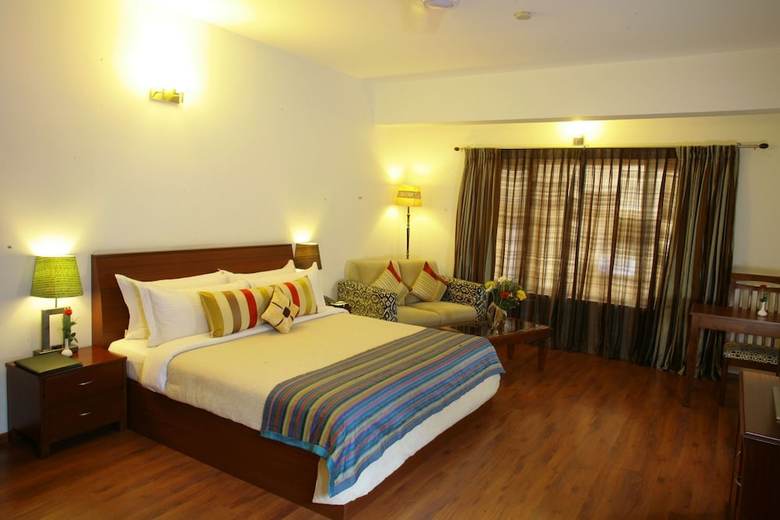 Hotel J�sta Off Mg Road