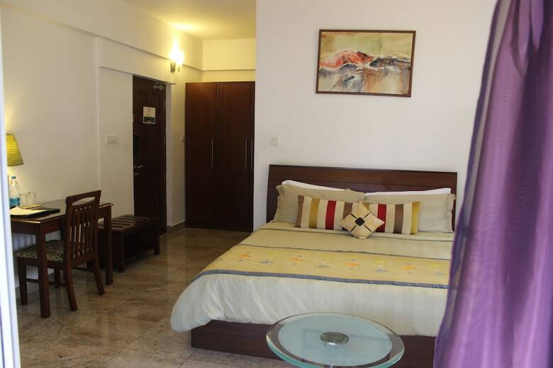 Hotel J�sta Off Mg Road
