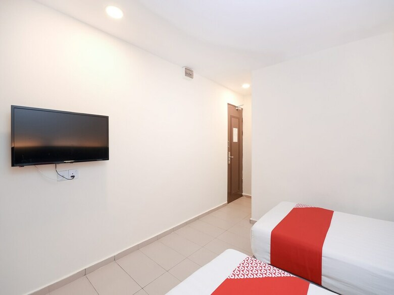 Hotel Oyo 1148 Kenyalang Suites