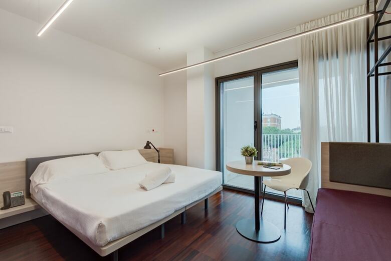 Hotel Camplus Guest Roma