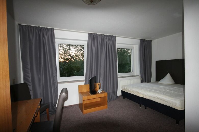 Hotel Sl'otel - Budget