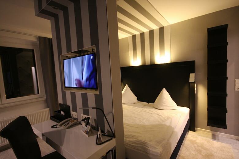 Hotel Sl'otel - Budget