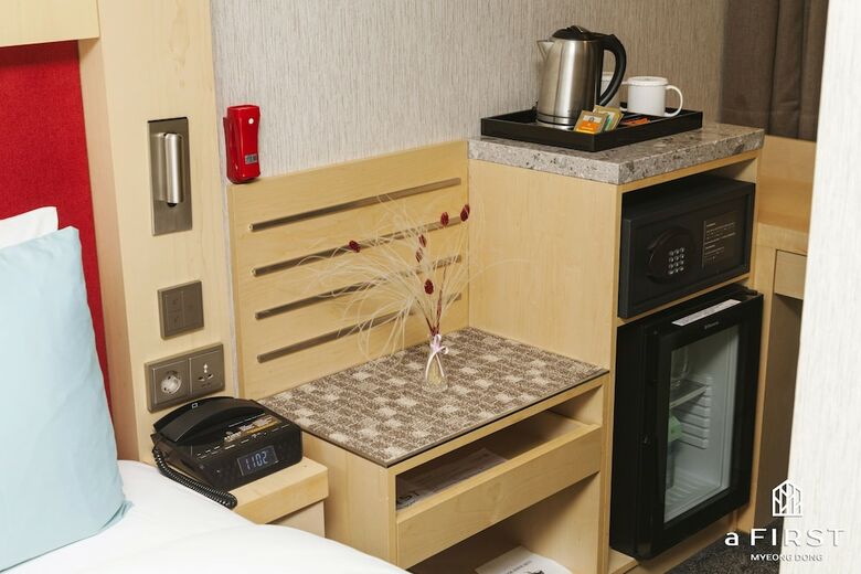 Afirst Hotel Myeongdong