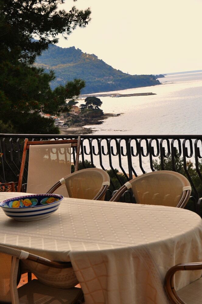 Villa Laura Apartment Sea View