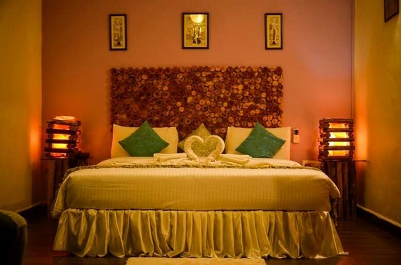 Hotel Regenta Resort Century