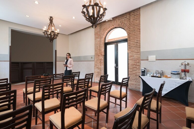 Hotel Hodelpa Nicolas De Ovando