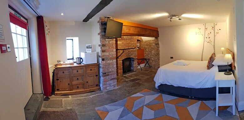 Old Manor House B&B