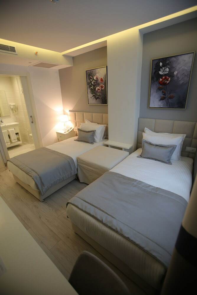 Rawda Hotel Bak?rk�y
