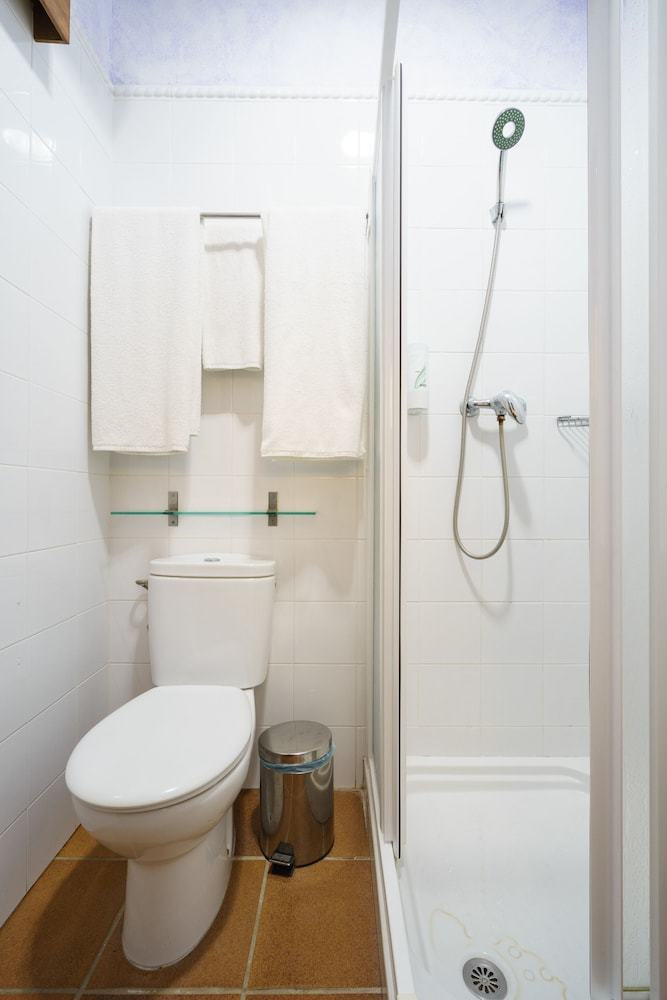 Hostal Oyo El Roc�o Azul