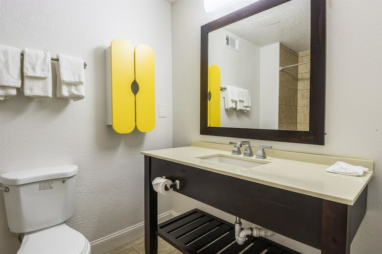 Hotel Studio 6 Charlotte Nc