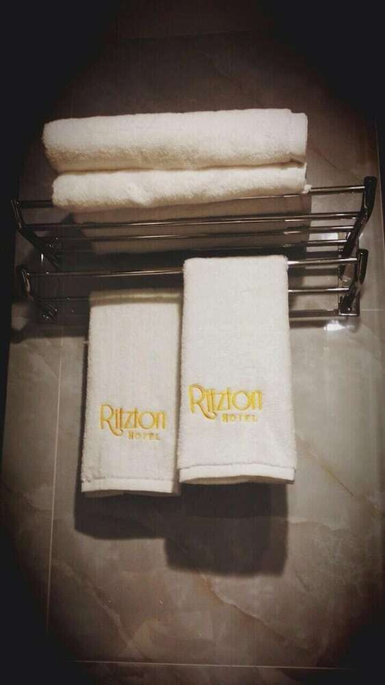 Ritzton Hotel