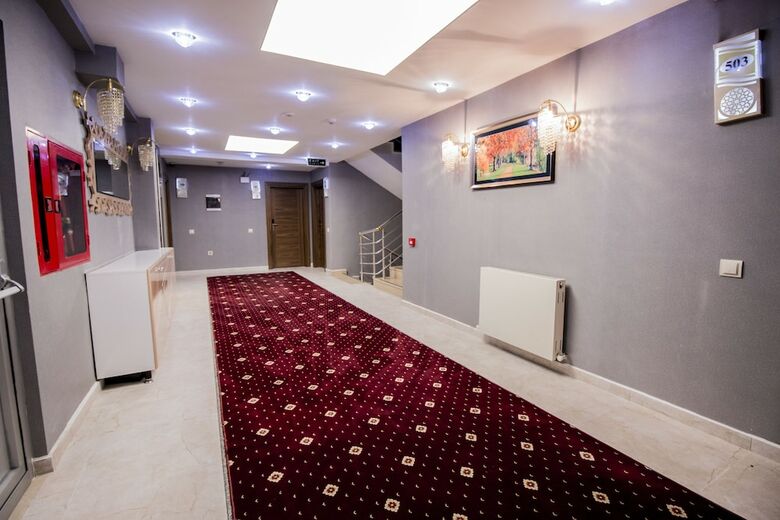 Hotel Business Han