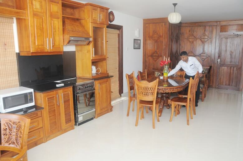 Hotel White Villa Resort Aungalla