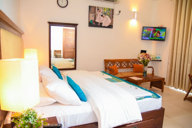 Hotel White Villa Resort Aungalla