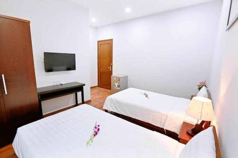 Gold House Hotel