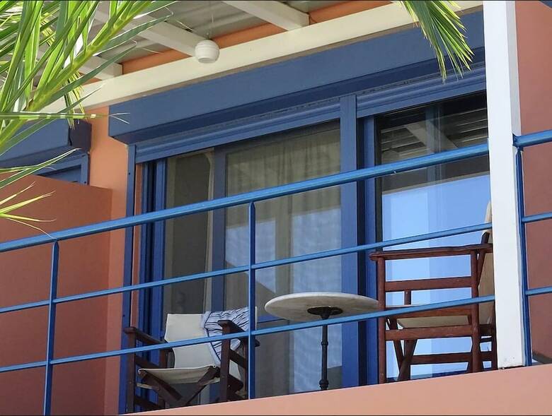Ianos Hotel
