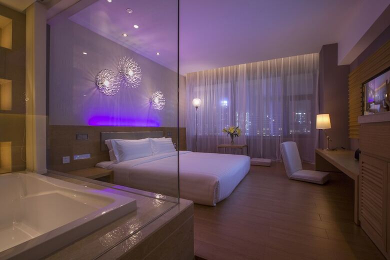 Guangzhou Crystal Orange Hotel