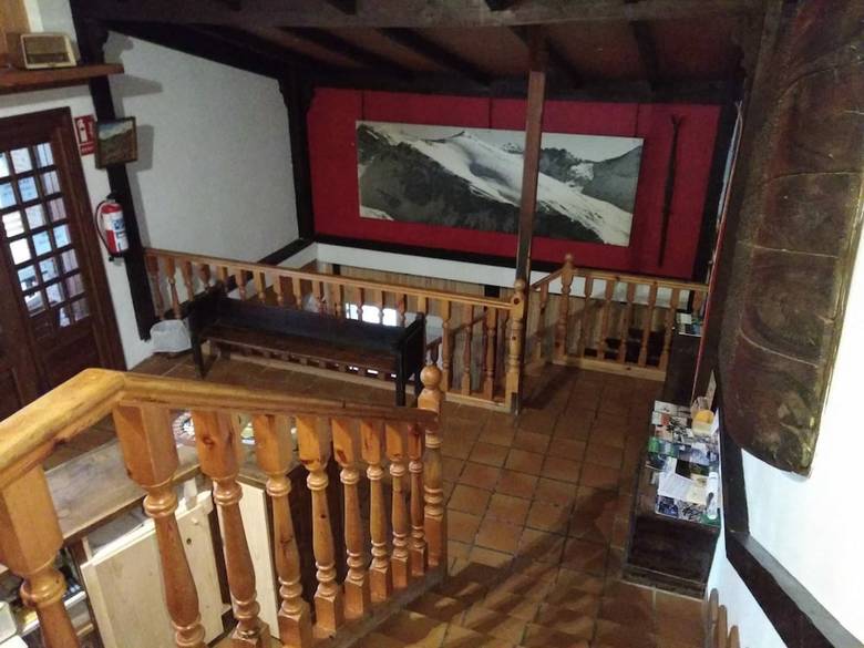 Hostal Albergue La Caba�a