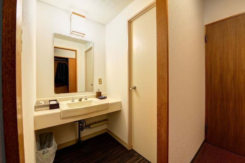 Hostal Hakone Gora Onsen Mizu No Kaori - Hostel