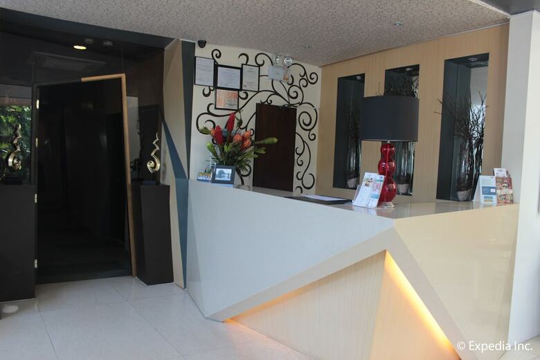 Hotel Segara Suites