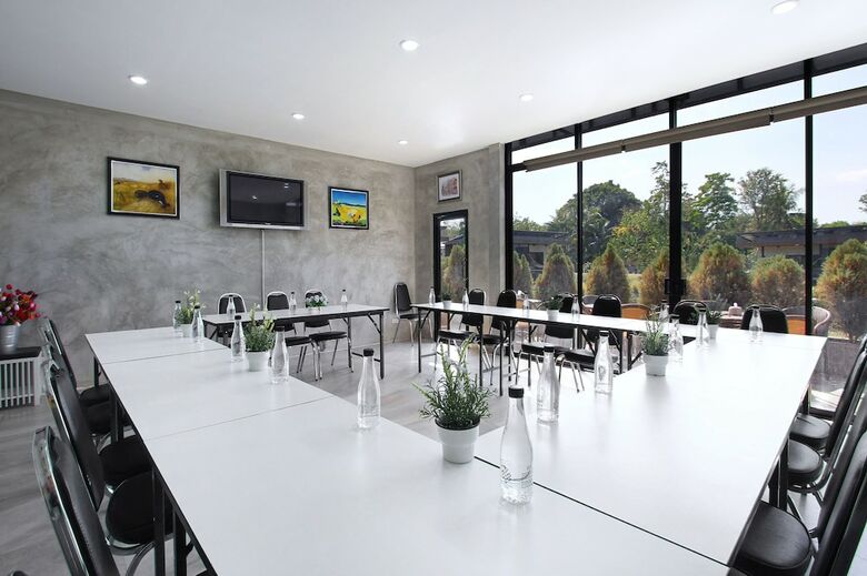 Hotel White Knot Khao Yai By D Varee