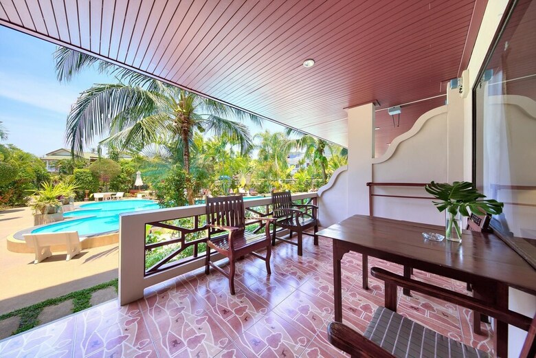 Hotel Aumpai Luxury