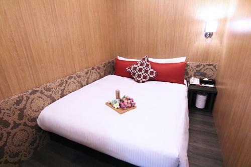 Ximen 101-s Hotel