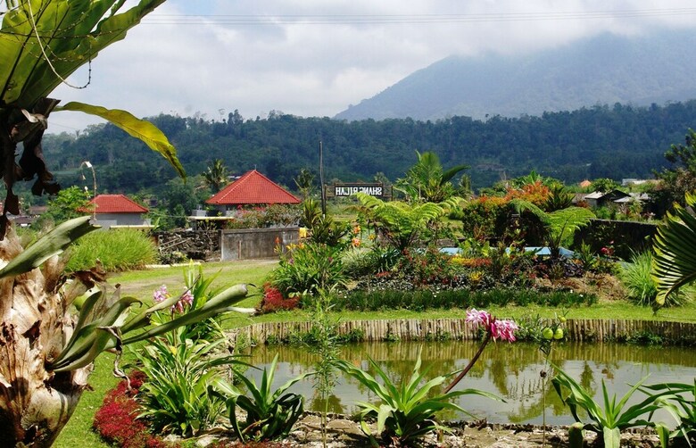 Shangrilah Villas
