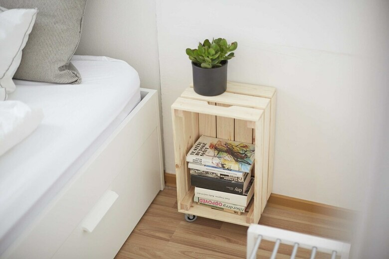 Friday Songs Apartments