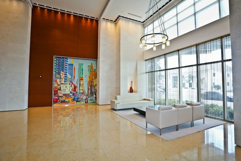 Apartamentos Nuovo - Downtown Miami / Brickell