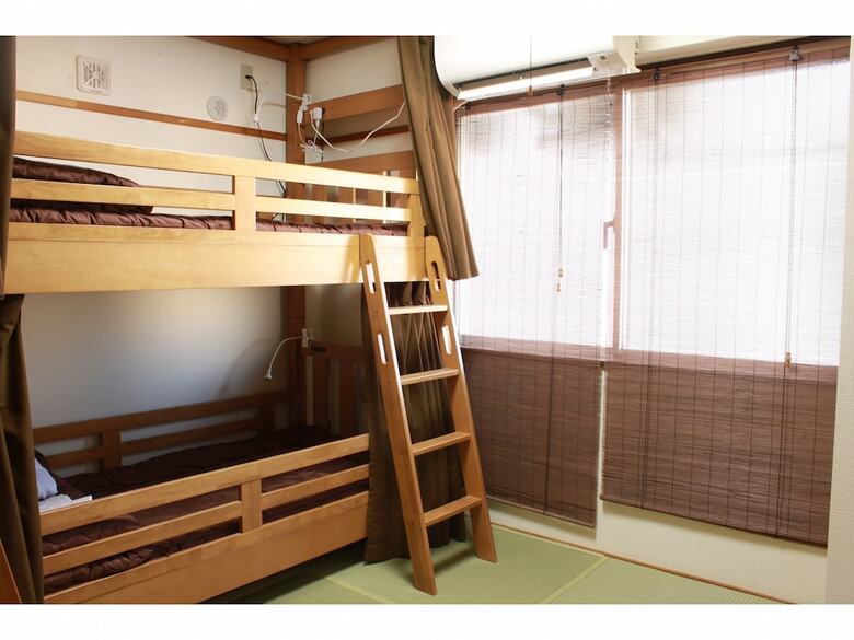 Hostal T&k Hostel Kobe Sannomiya East
