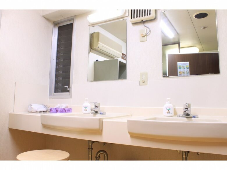 Hostal T&k Hostel Kobe Sannomiya East