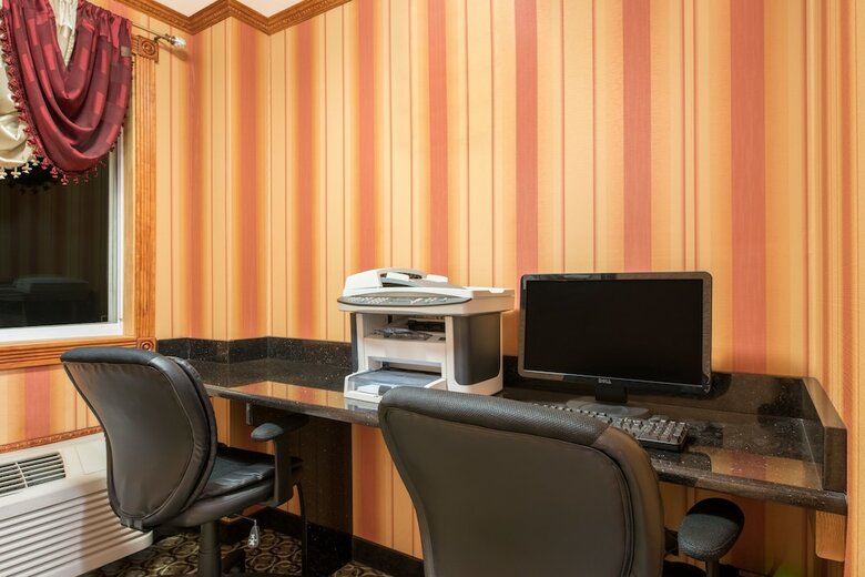 Hotel Howard Johnson By Wyndham Hershey
