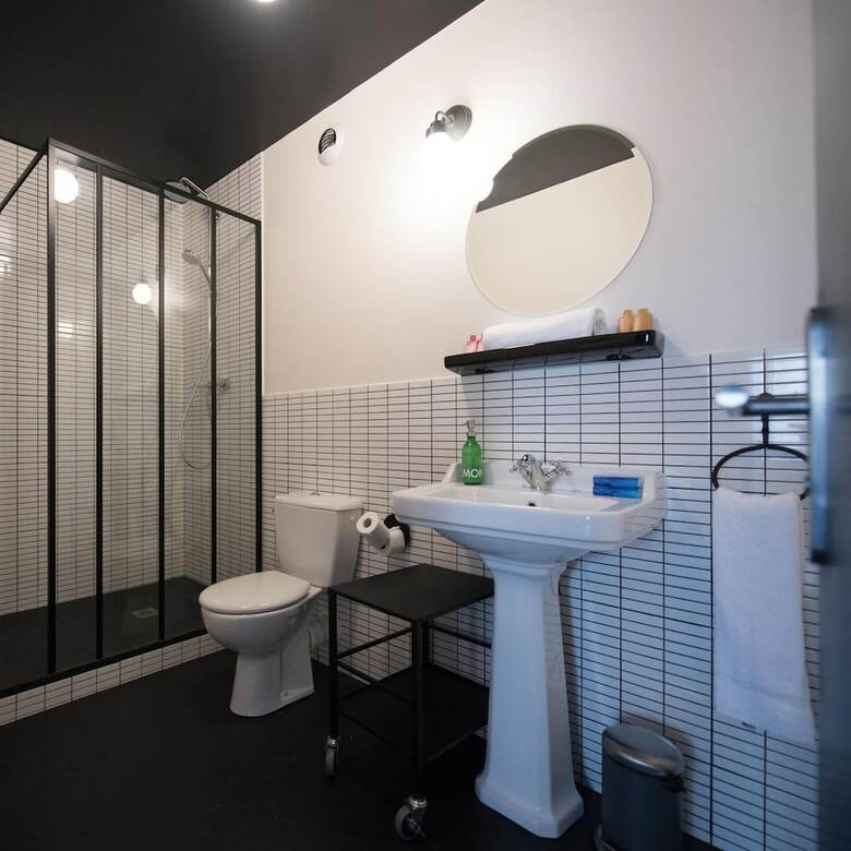Hostal Ho36 Hostels