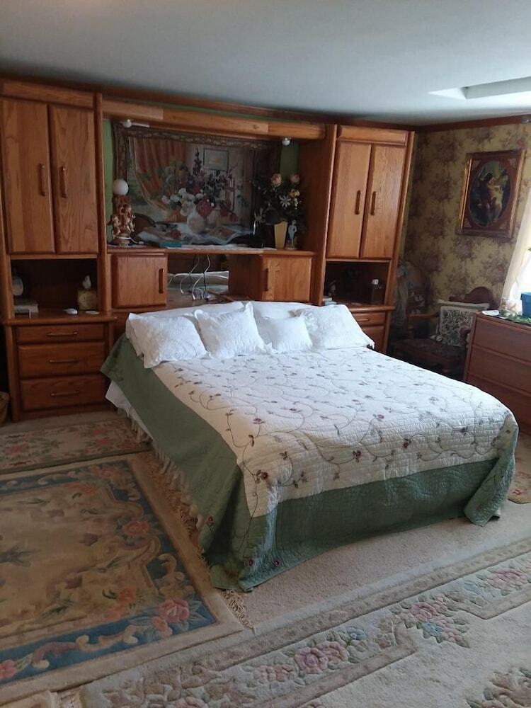 Bed & Breakfast Scott Creek Farm